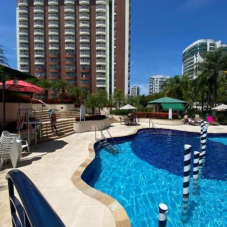 Barra Da Tijuca - 9 - Flat Premium Com Cozinha, Fogao Cooktop, Geladeira Grande, Smart Tv Grande, Lindo E Muitissimo Confortavel, Balsa Para A Praia Gratis E Estacionamento Gratuito Ріо-де-Жанейро Екстер'єр фото