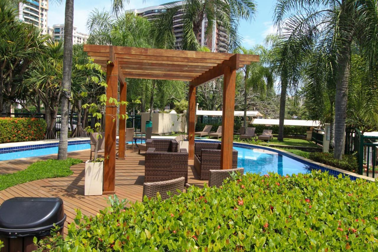 Barra Da Tijuca - 9 - Flat Premium Com Cozinha, Fogao Cooktop, Geladeira Grande, Smart Tv Grande, Lindo E Muitissimo Confortavel, Balsa Para A Praia Gratis E Estacionamento Gratuito Ріо-де-Жанейро Екстер'єр фото