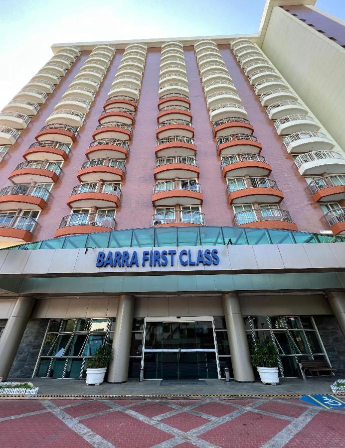 Barra Da Tijuca - 9 - Flat Premium Com Cozinha, Fogao Cooktop, Geladeira Grande, Smart Tv Grande, Lindo E Muitissimo Confortavel, Balsa Para A Praia Gratis E Estacionamento Gratuito Ріо-де-Жанейро Екстер'єр фото