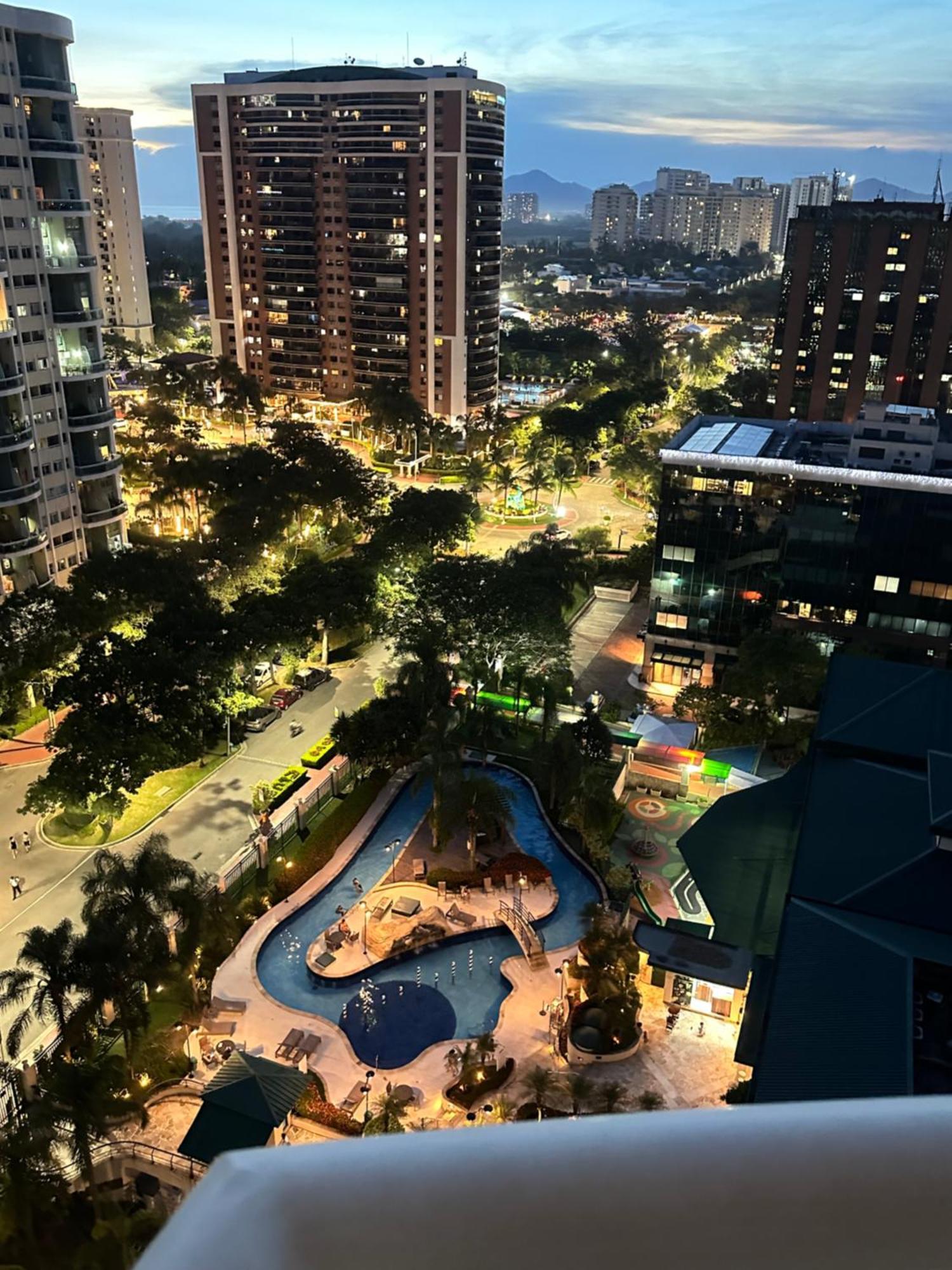 Barra Da Tijuca - 9 - Flat Premium Com Cozinha, Fogao Cooktop, Geladeira Grande, Smart Tv Grande, Lindo E Muitissimo Confortavel, Balsa Para A Praia Gratis E Estacionamento Gratuito Ріо-де-Жанейро Екстер'єр фото